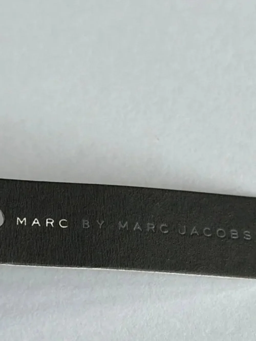 Marc By Marc Jacobs Black Silicone Rubber Standard Turnlock Bracelet